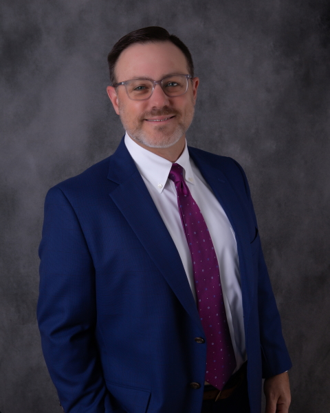 Real Estate Attorney in Calusa Lake, FL